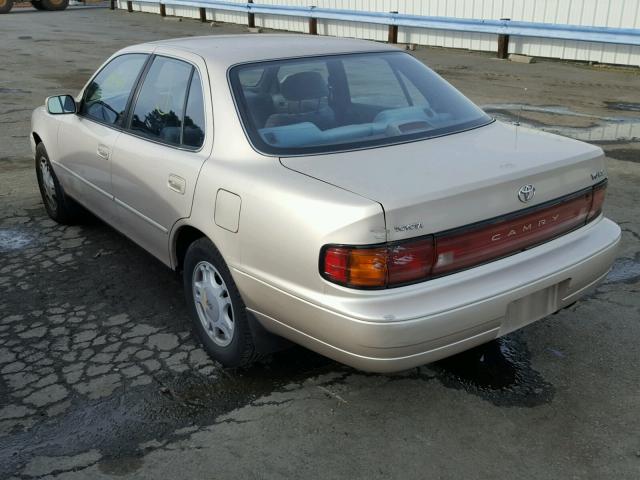 4T1VK12E5NU029021 - 1992 TOYOTA CAMRY LE BEIGE photo 3