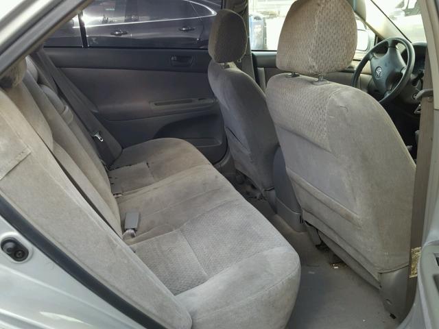 4T1BF32K12U535241 - 2002 TOYOTA CAMRY LE SILVER photo 6