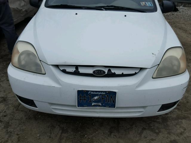 KNADC125736246257 - 2003 KIA RIO WHITE photo 7