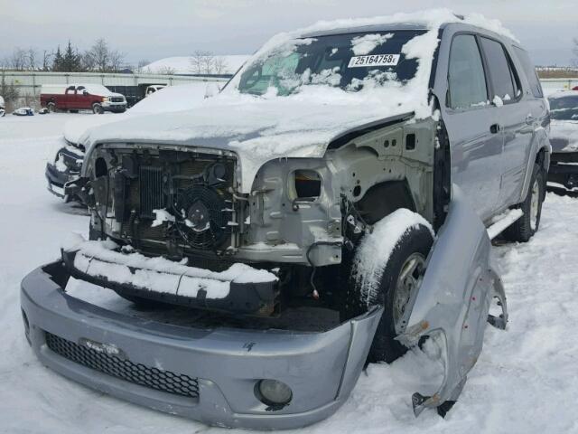 5TDZT34A82S076942 - 2002 TOYOTA SEQUOIA SR SILVER photo 2