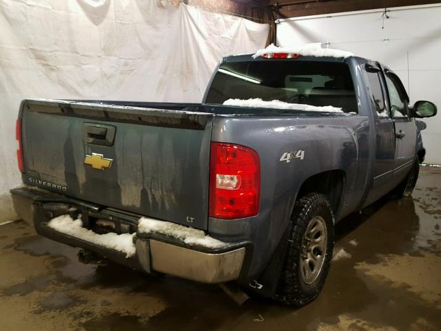 1GCRKSEA4BZ144048 - 2011 CHEVROLET SILVERADO BLUE photo 4