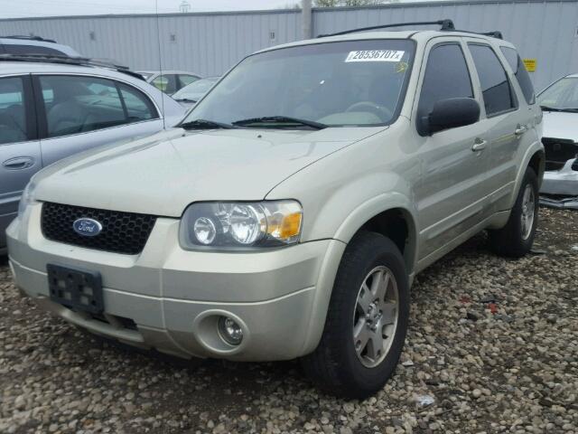 1FMYU94135KE02150 - 2005 FORD ESCAPE LIM GOLD photo 2