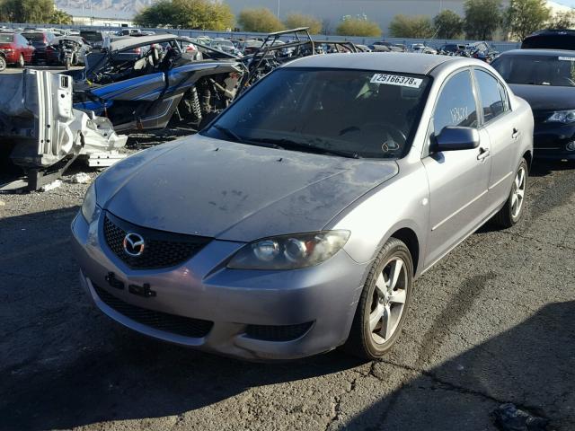 JM1BK32F361440268 - 2006 MAZDA 3 I GRAY photo 2