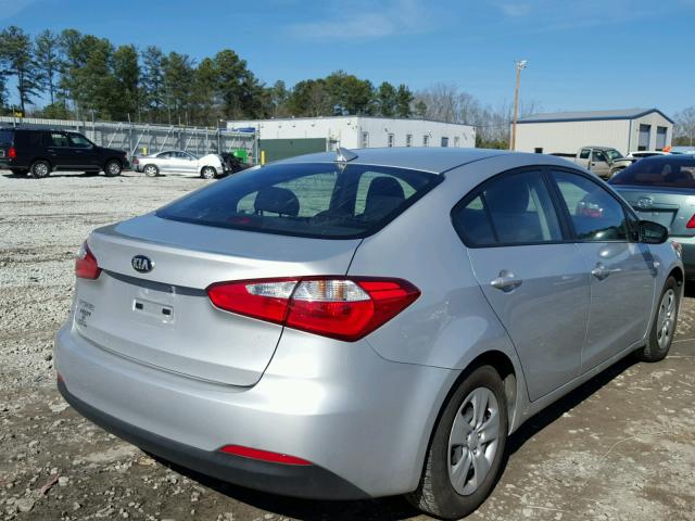 KNAFK4A69G5591969 - 2016 KIA FORTE LX SILVER photo 4