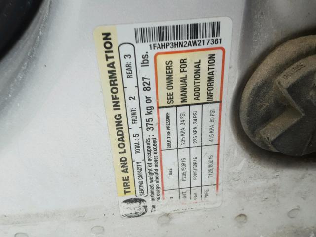 1FAHP3HN2AW217361 - 2010 FORD FOCUS SEL SILVER photo 10