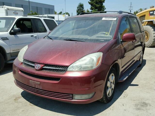 5TDZA22C14S196492 - 2004 TOYOTA SIENNA XLE RED photo 2