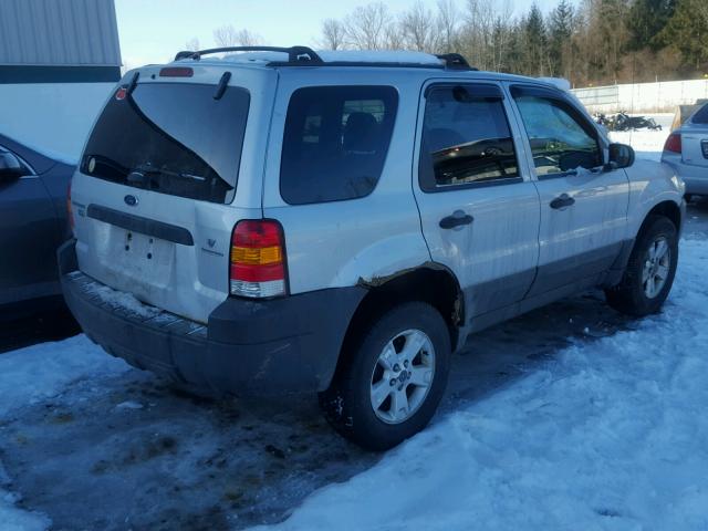 1FMYU03146KB08528 - 2006 FORD ESCAPE XLT GRAY photo 4