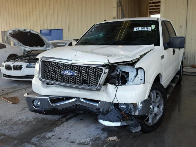 1FTPW12V98FC12089 - 2008 FORD F150 SUPER WHITE photo 2