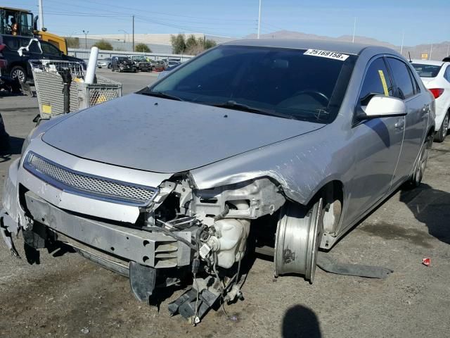 1G1ZC5E1XBF147318 - 2011 CHEVROLET MALIBU 1LT SILVER photo 2