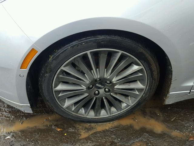 3LN6L2GK8DR815892 - 2013 LINCOLN MKZ SILVER photo 9