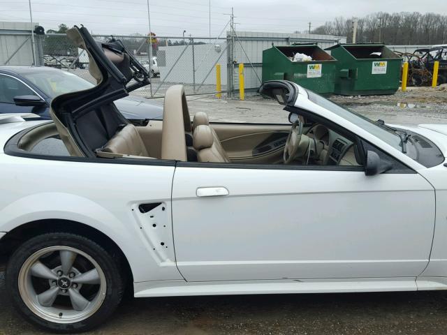 1FAFP45X42F220279 - 2002 FORD MUSTANG GT WHITE photo 9