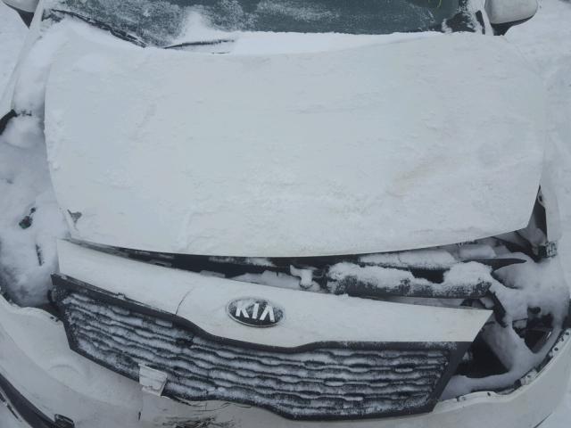 KNADM4A38F6458068 - 2015 KIA RIO LX Սպիտակ լուսանկար 7