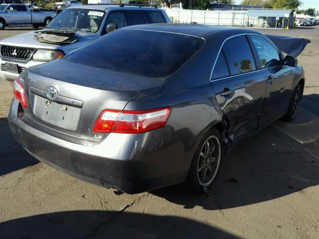 4T4BE46K88R039595 - 2008 TOYOTA CAMRY CE GRAY photo 4