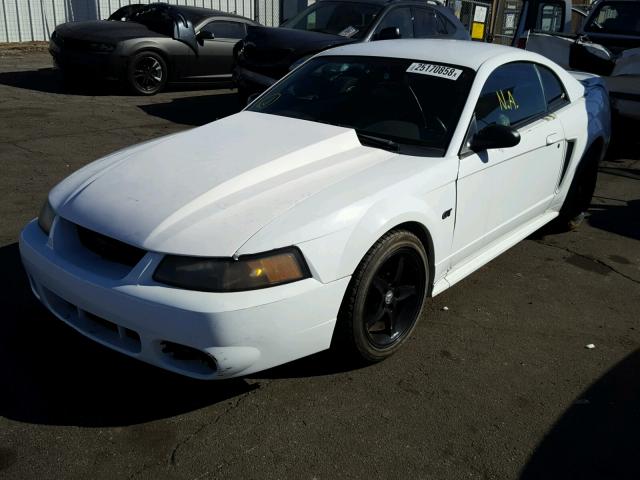 1FAFP42X8YF240872 - 2000 FORD MUSTANG GT WHITE photo 2