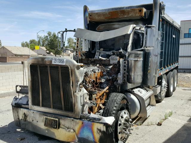 1NP5LBEX86N649208 - 2006 PETERBILT 379 GREEN photo 2