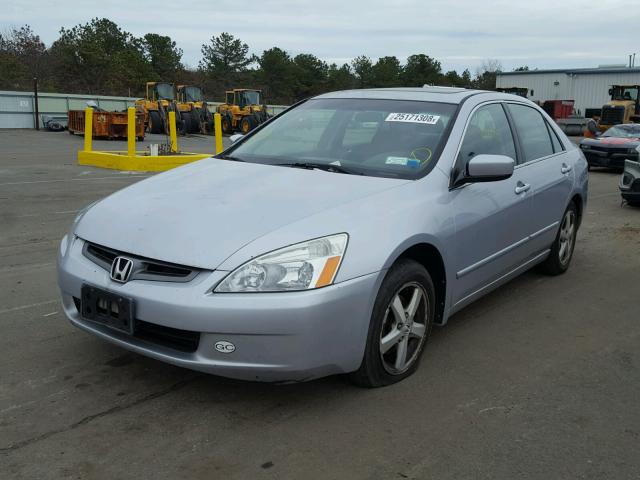 1HGCM56683A092145 - 2003 HONDA ACCORD EX SILVER photo 2