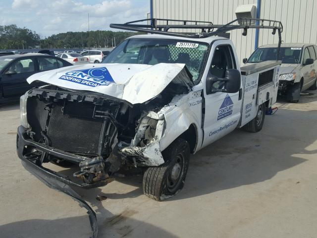 1FDBF3A6XCEC63143 - 2012 FORD F350 SUPER WHITE photo 2