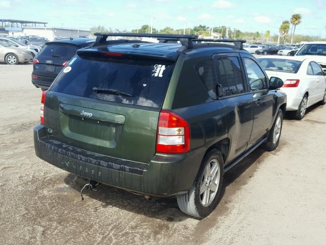 1J8FT47017D255895 - 2007 JEEP COMPASS GREEN photo 4