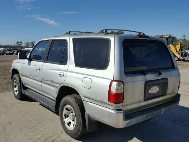 JT3GN86R310196266 - 2001 TOYOTA 4RUNNER SR SILVER photo 3