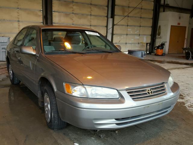 JT2BG22K8X0379816 - 1999 TOYOTA CAMRY LE TAN photo 1