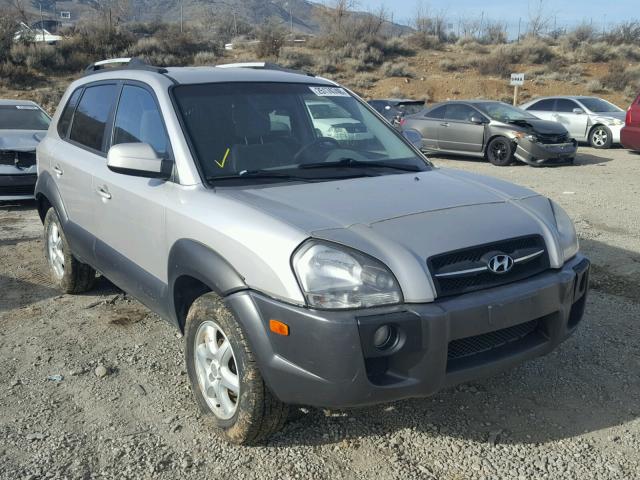 KM8JN72D55U081586 - 2005 HYUNDAI TUCSON GLS SILVER photo 1