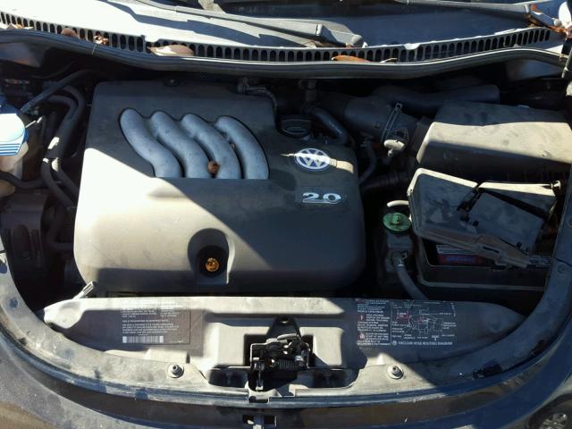 3VWCK21C81M447991 - 2001 VOLKSWAGEN NEW BEETLE 黑色 照片 7