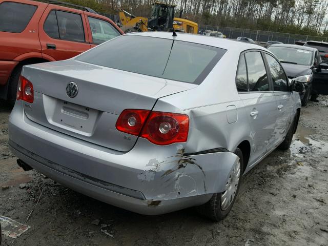 3VWPF71K57M048295 - 2007 VOLKSWAGEN JETTA 2.5 SILVER photo 4