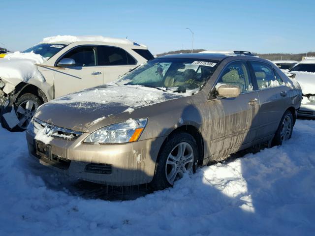 1HGCM56887A028856 - 2007 HONDA ACCORD EX GOLD photo 2