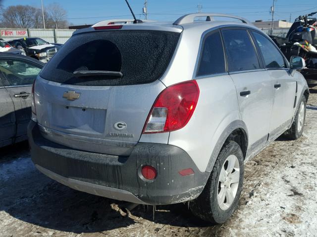 3GNAL2EK8ES666497 - 2014 CHEVROLET CAPTIVA LS 银色 照片 4