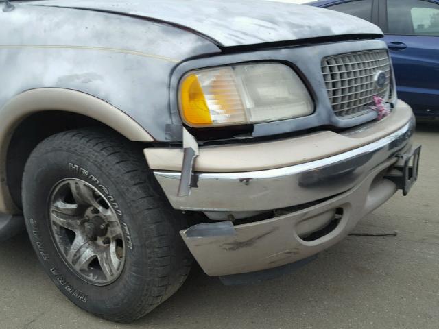 1FMRU1769XLA37547 - 1999 FORD EXPEDITION SILVER photo 9