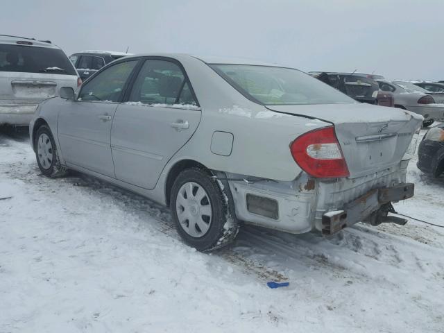 4T1BE32K63U165358 - 2003 TOYOTA CAMRY LE SILVER photo 3