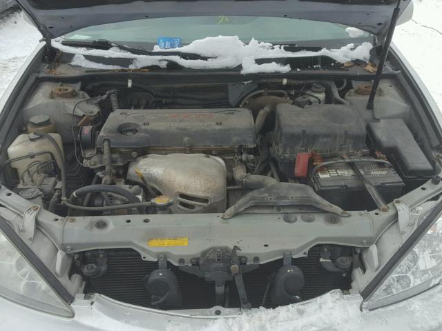 4T1BE32K63U165358 - 2003 TOYOTA CAMRY LE SILVER photo 7