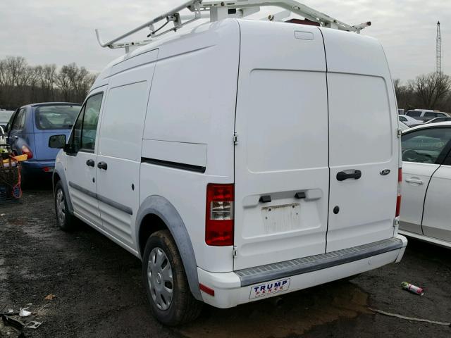 NM0LS7BN3BT048566 - 2011 FORD TRANSIT CO WHITE photo 3