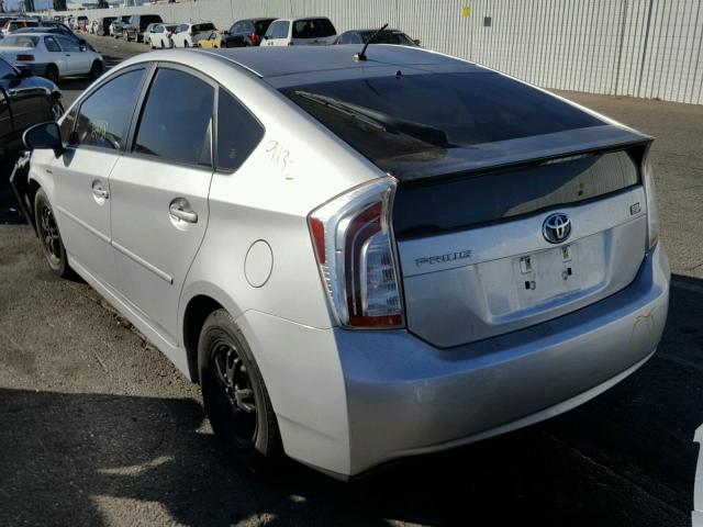 JTDKN3DU2D5564945 - 2013 TOYOTA PRIUS SILVER photo 3