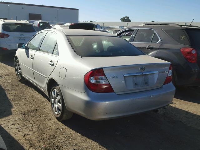 4T1BE32K34U370573 - 2004 TOYOTA CAMRY LE SILVER photo 3