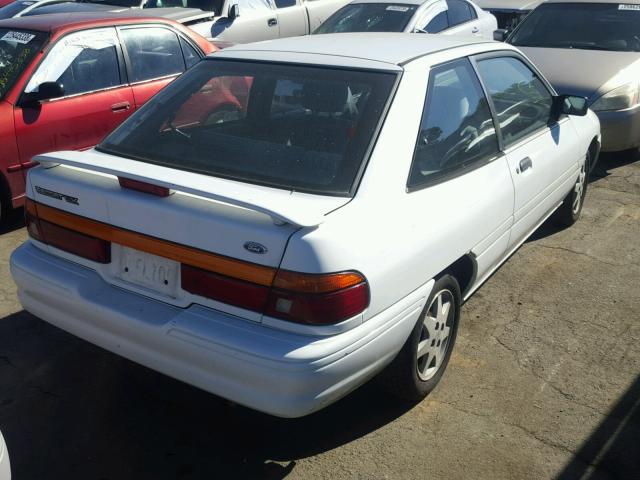 1FAPP11J7PW204895 - 1993 FORD ESCORT LX WHITE photo 4