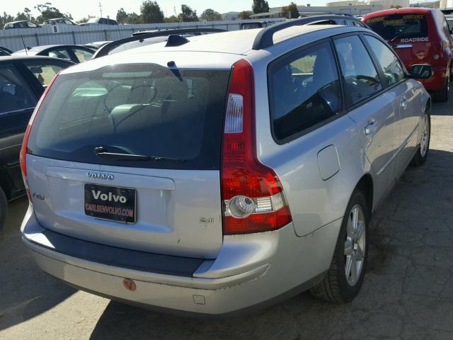 YV1MW390662229780 - 2006 VOLVO V50 2.4I SILVER photo 4