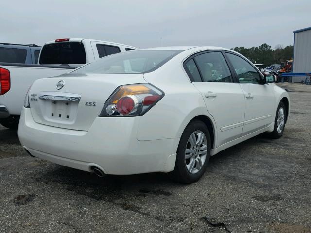 1N4AL2AP2CN456484 - 2012 NISSAN ALTIMA BAS WHITE photo 4