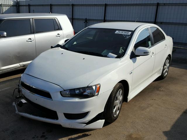 JA32U2FU4FU007326 - 2015 MITSUBISHI LANCER ES WHITE photo 2