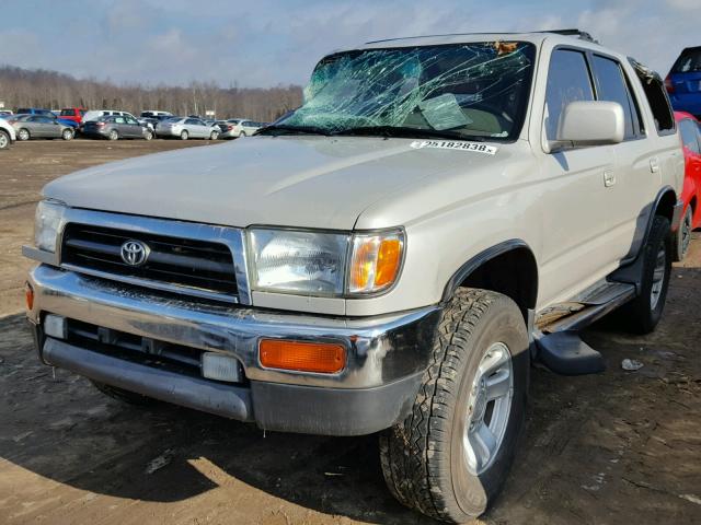 JT3HN86R2W0144770 - 1998 TOYOTA 4RUNNER SR SILVER photo 2