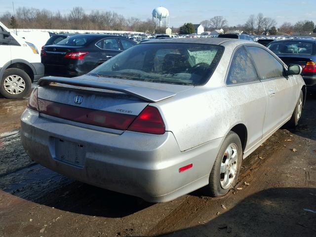 1HGCG32701A008939 - 2001 HONDA ACCORD EX SILVER photo 4