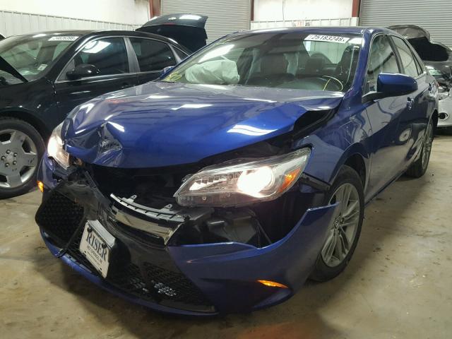 4T1BF1FK1GU530451 - 2016 TOYOTA CAMRY LE BLUE photo 2