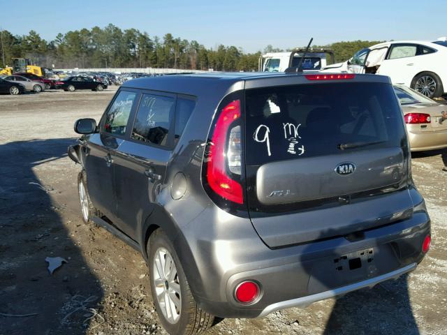 KNDJP3A59J7513350 - 2018 KIA SOUL + GRAY photo 3