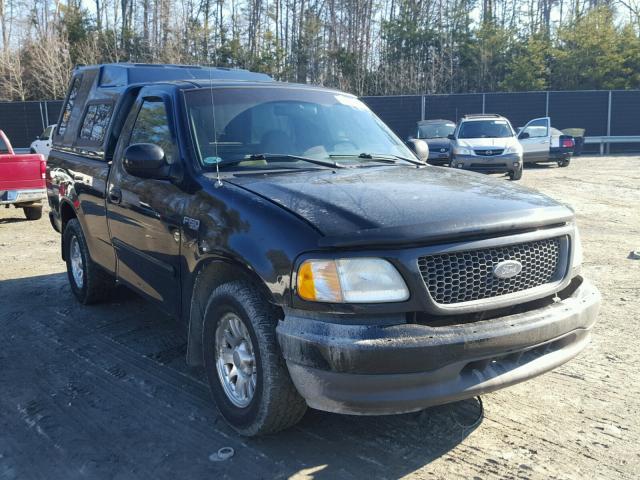 1FTRF17222NB65847 - 2002 FORD F150 BLUE photo 1