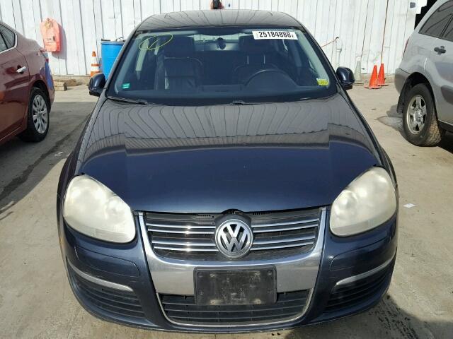 3VWDG81K36M785080 - 2006 VOLKSWAGEN JETTA 2.5 BLUE photo 9