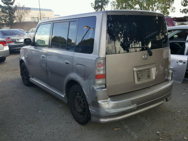 JTLKT334850212155 - 2005 TOYOTA SCION XB GRAY photo 3