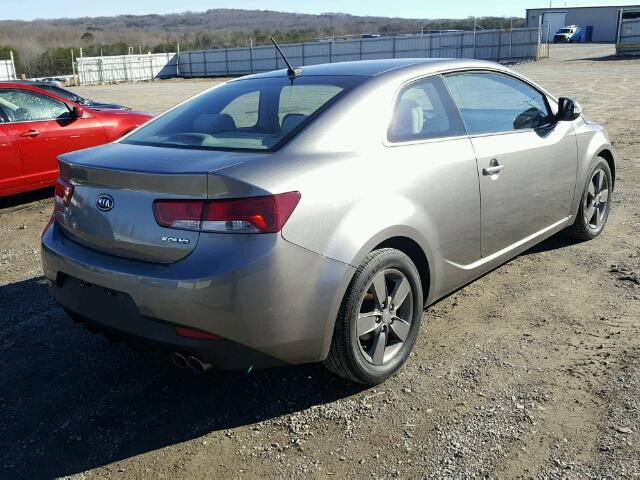 KNAFU6A28A5127050 - 2010 KIA FORTE EX GRAY photo 4