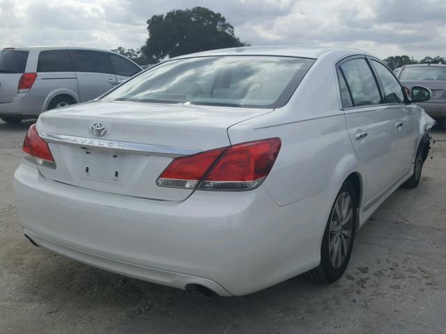 4T1BK3DB6BU391405 - 2011 TOYOTA AVALON BAS Beyaz fotoğraf 4