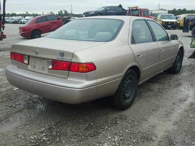 JT2BG22K610553079 - 2001 TOYOTA CAMRY CE GOLD photo 4