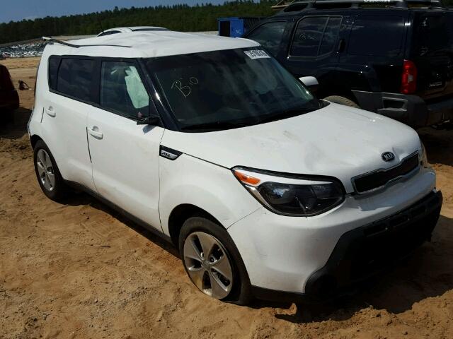 KNDJN2A20G7312144 - 2016 KIA SOUL WHITE photo 9